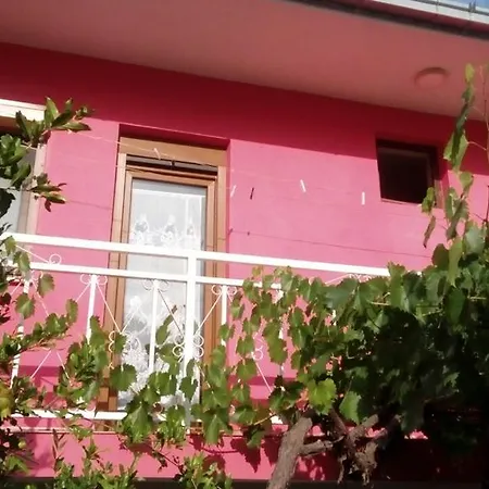 Vendégház Fullcolor House